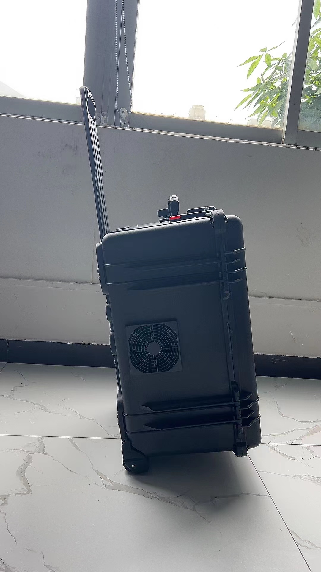海口手拉箱型移动通信干扰器